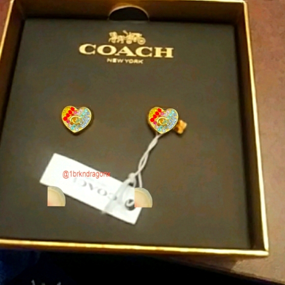 NWT NWB Coach Heart Earrings Paved Rainbow Heart Gold Multicolor Rainbow Sparkle - Picture 10 of 13